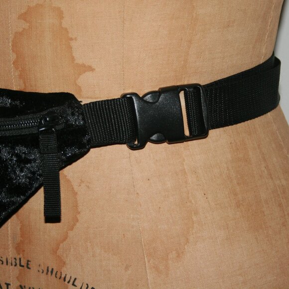 ADIDAS Fanny Pack - Picture 3 of 7